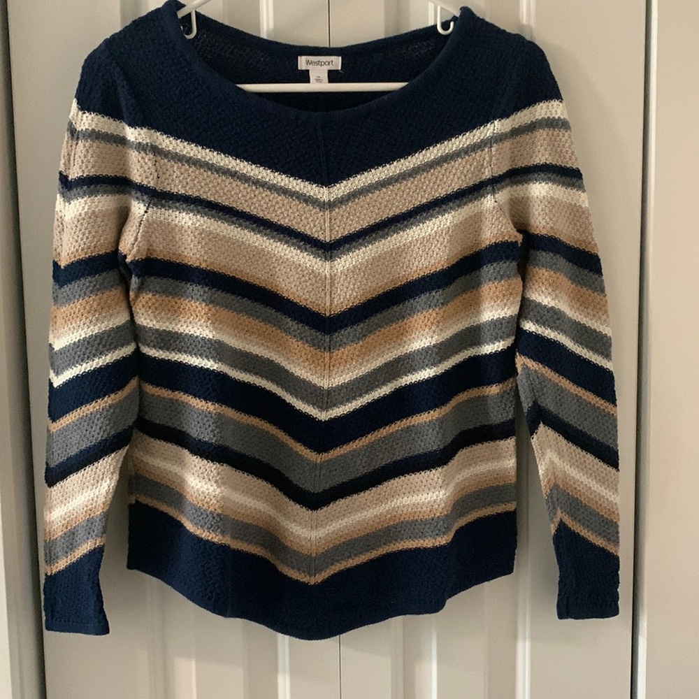 Women’s sweater, size M, long sleeve, navy/tan/cream/grey